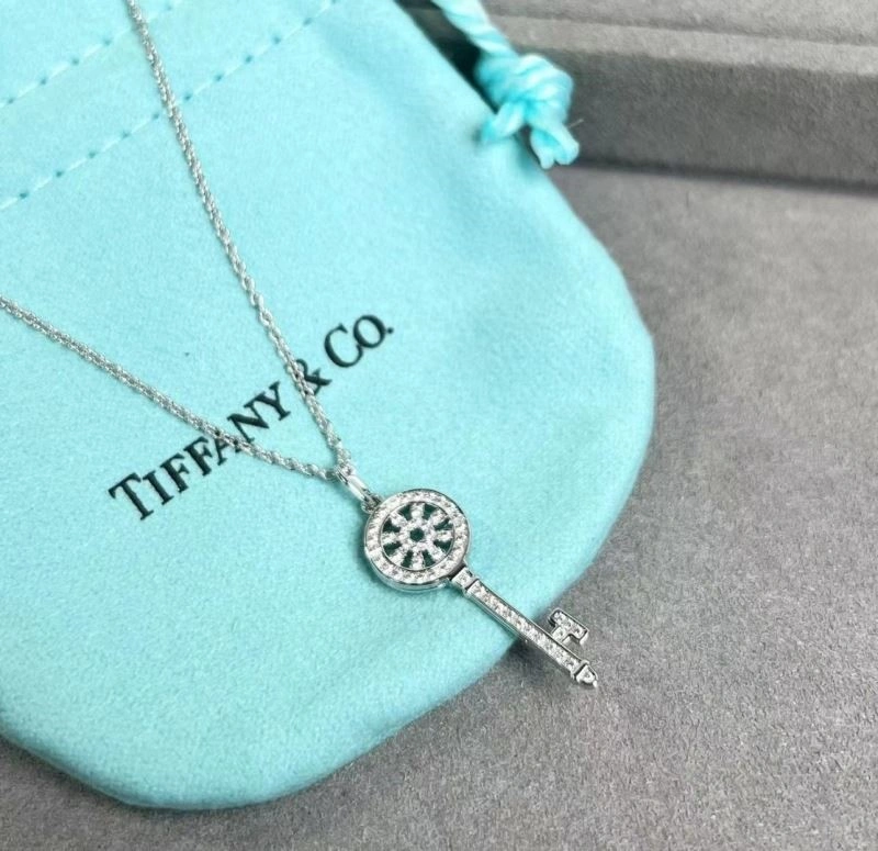 GoAnywhere Tiffany Necklaces 252852