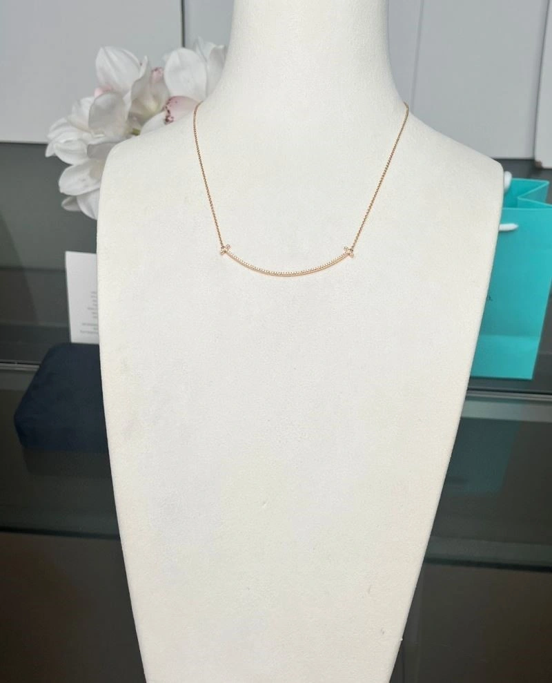 UrbanChic Tiffany Necklaces 252860