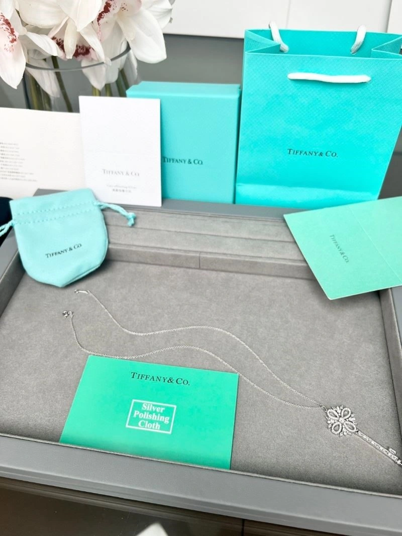 SmoothTexture Tiffany Necklaces 252840