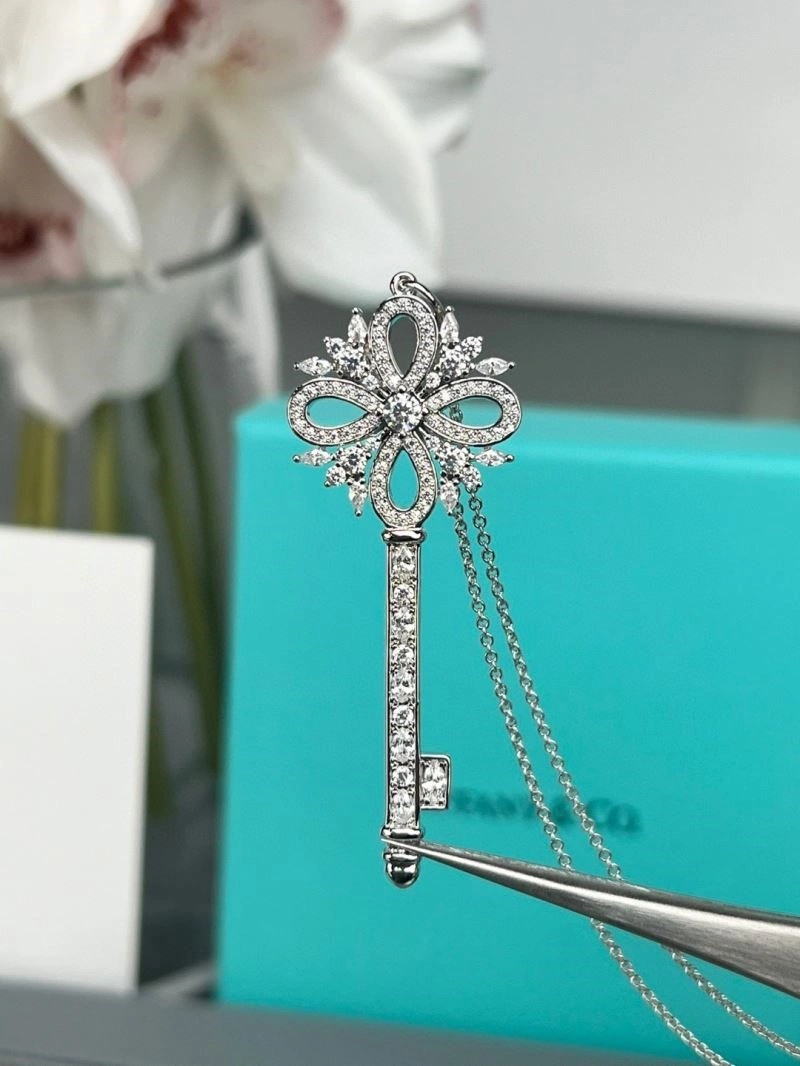 SmoothTexture Tiffany Necklaces 252840
