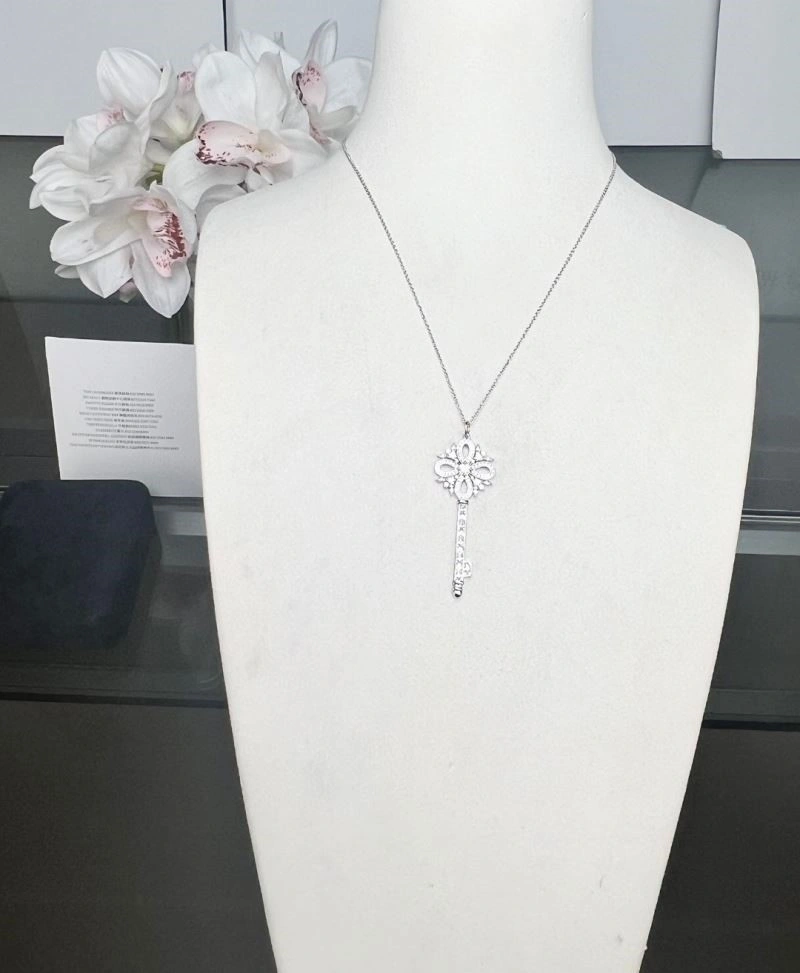 SmoothTexture Tiffany Necklaces 252840