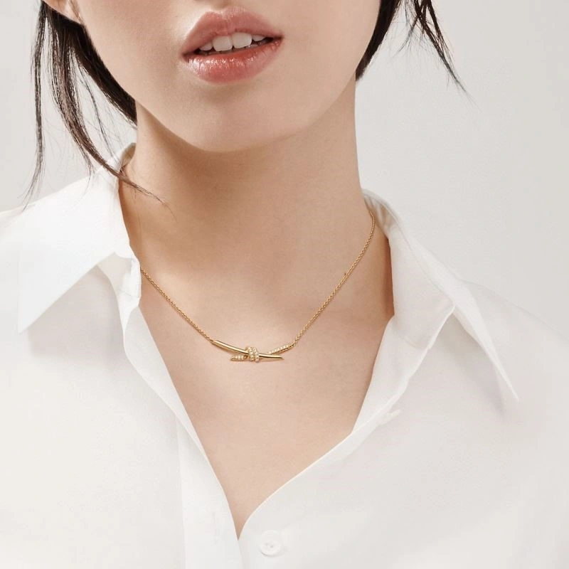 Compact Tiffany Necklaces 252709
