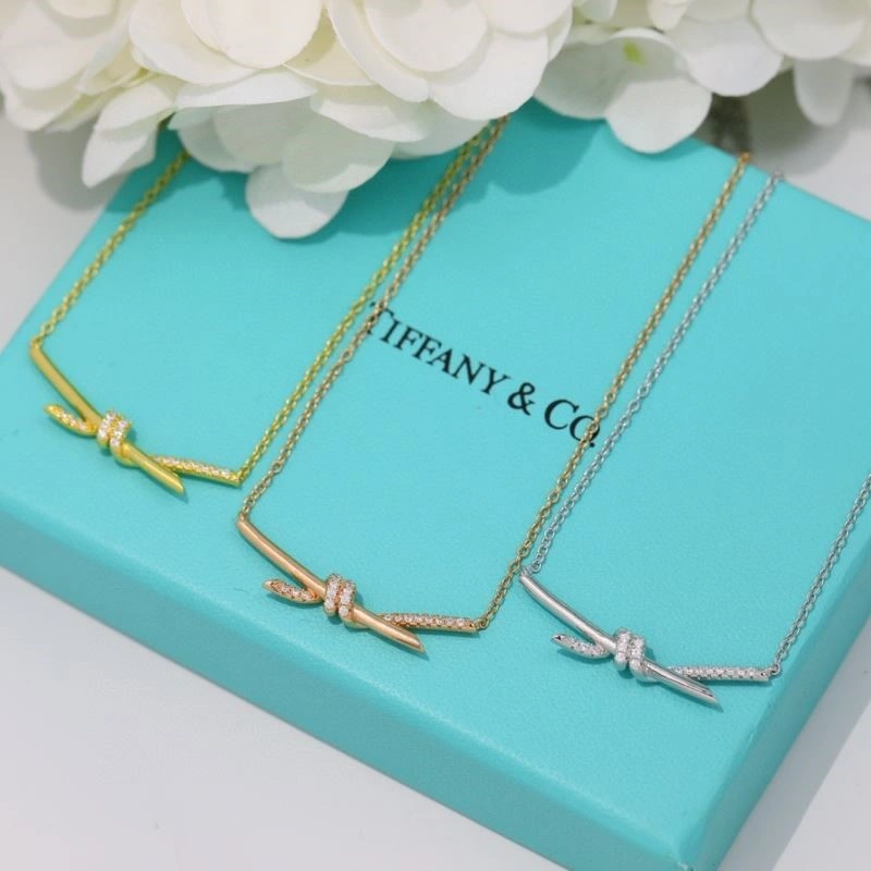 Compact Tiffany Necklaces 252709