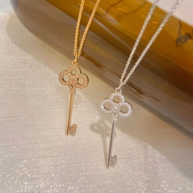 Tiffany Necklaces Classic 252693
