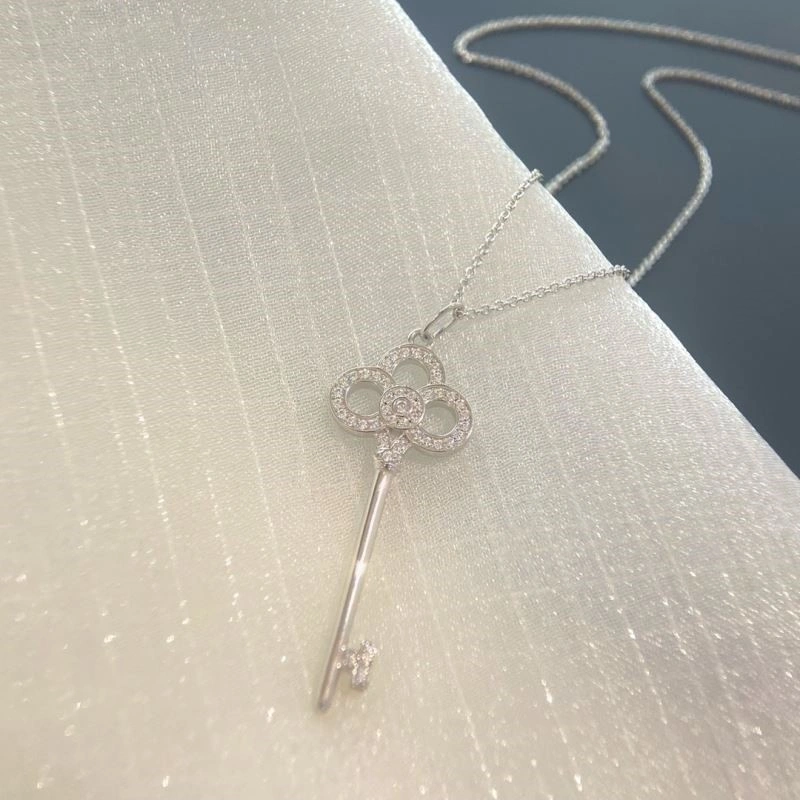 Tiffany Necklaces Classic 252693