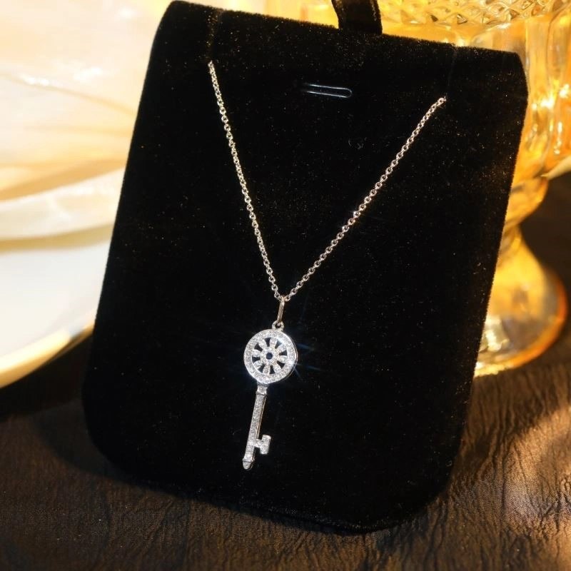 FreshLook Tiffany Necklaces 252702