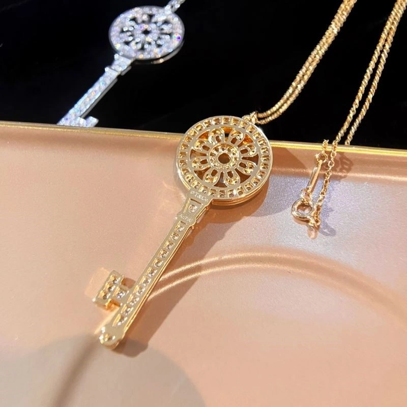 Tiffany Necklaces FreshLook 252680