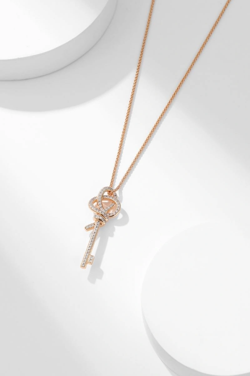 Tiffany Necklaces Seasonal 252678