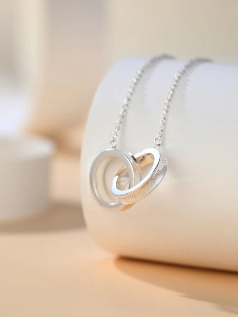 Snug Tiffany Necklaces 252672