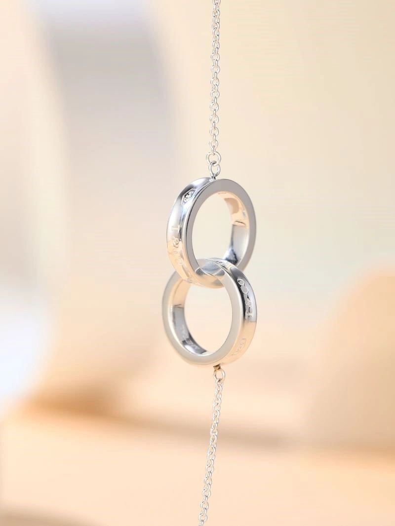 Snug Tiffany Necklaces 252672