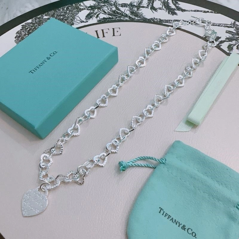 Tiffany Necklaces ZipUp 252656