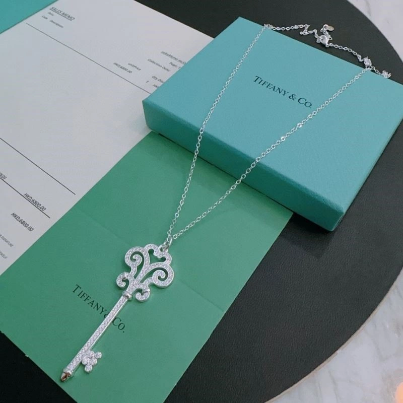 Chic Tiffany Necklaces 252641
