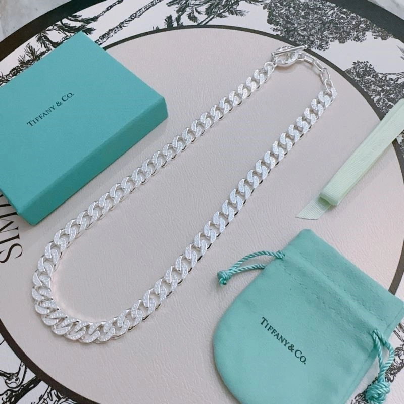 Comfortable Tiffany Necklaces 252658