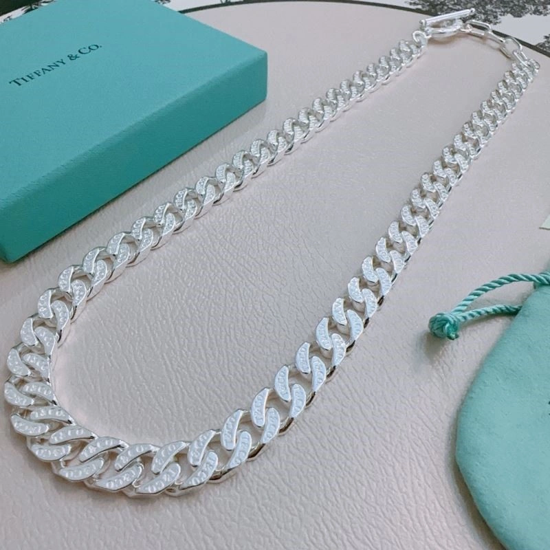 Comfortable Tiffany Necklaces 252658