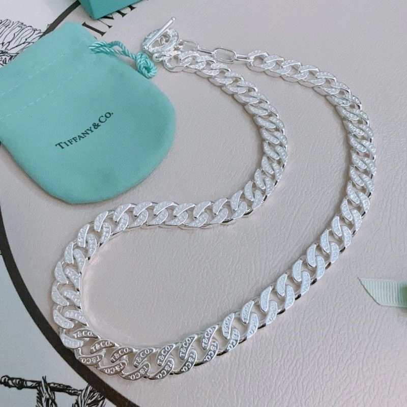Comfortable Tiffany Necklaces 252658
