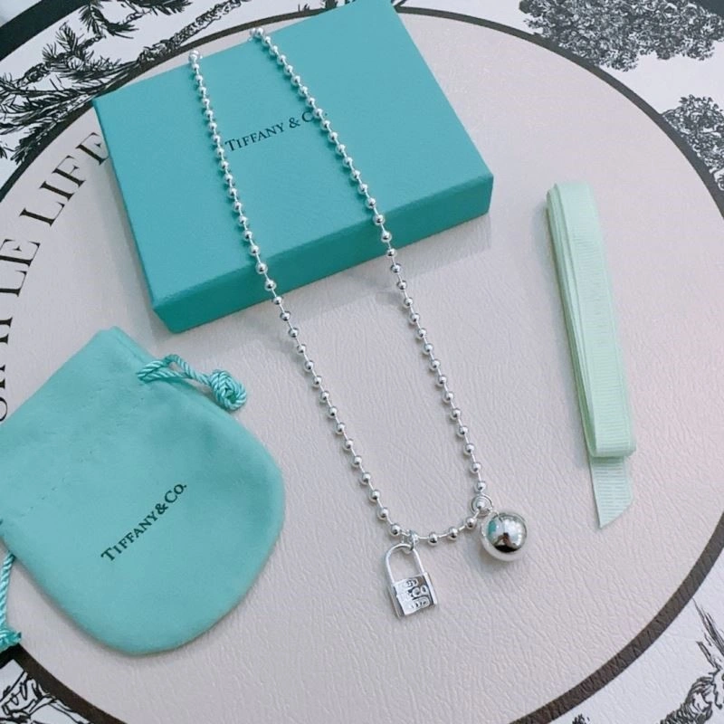 ModernLook Tiffany Necklaces 252663