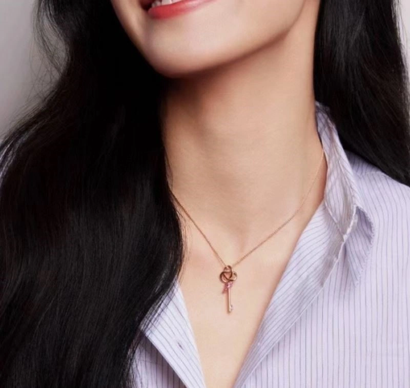 Tiffany Necklaces Vibrant 252651