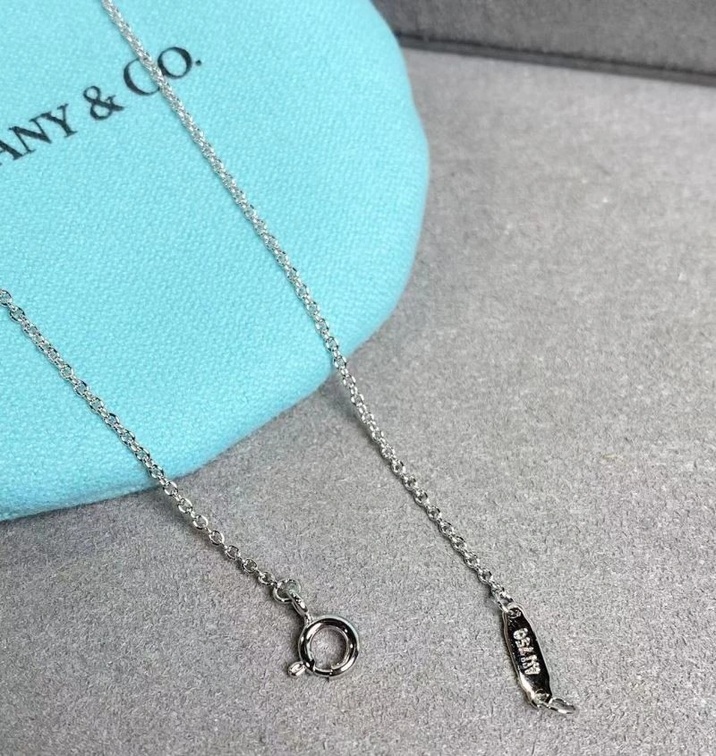 WaterResistant Tiffany Necklaces 252654