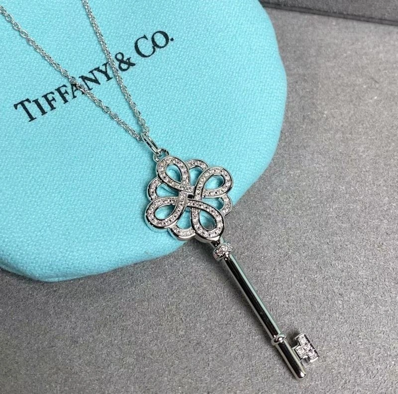 WaterResistant Tiffany Necklaces 252654