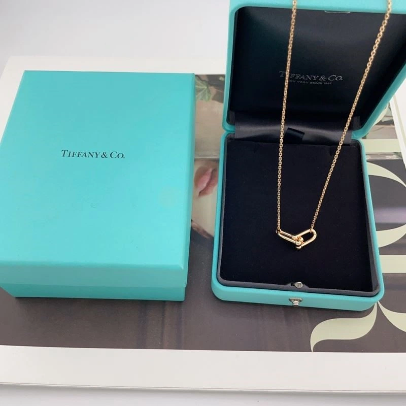 Tiffany Necklaces SoftTouch 252584