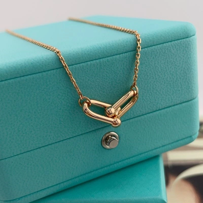 Tiffany Necklaces SoftTouch 252584