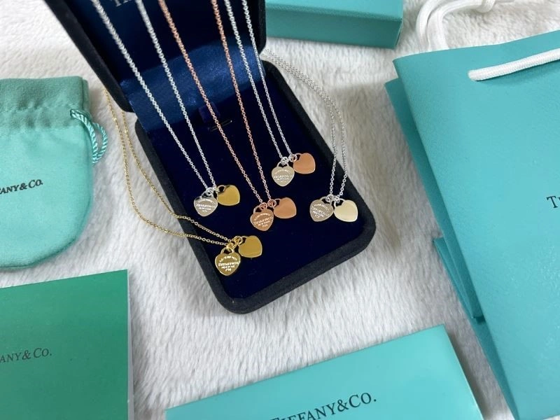WaterResistant Tiffany Necklaces 252581