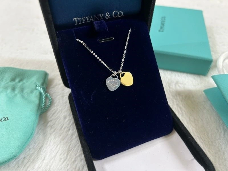 WaterResistant Tiffany Necklaces 252581