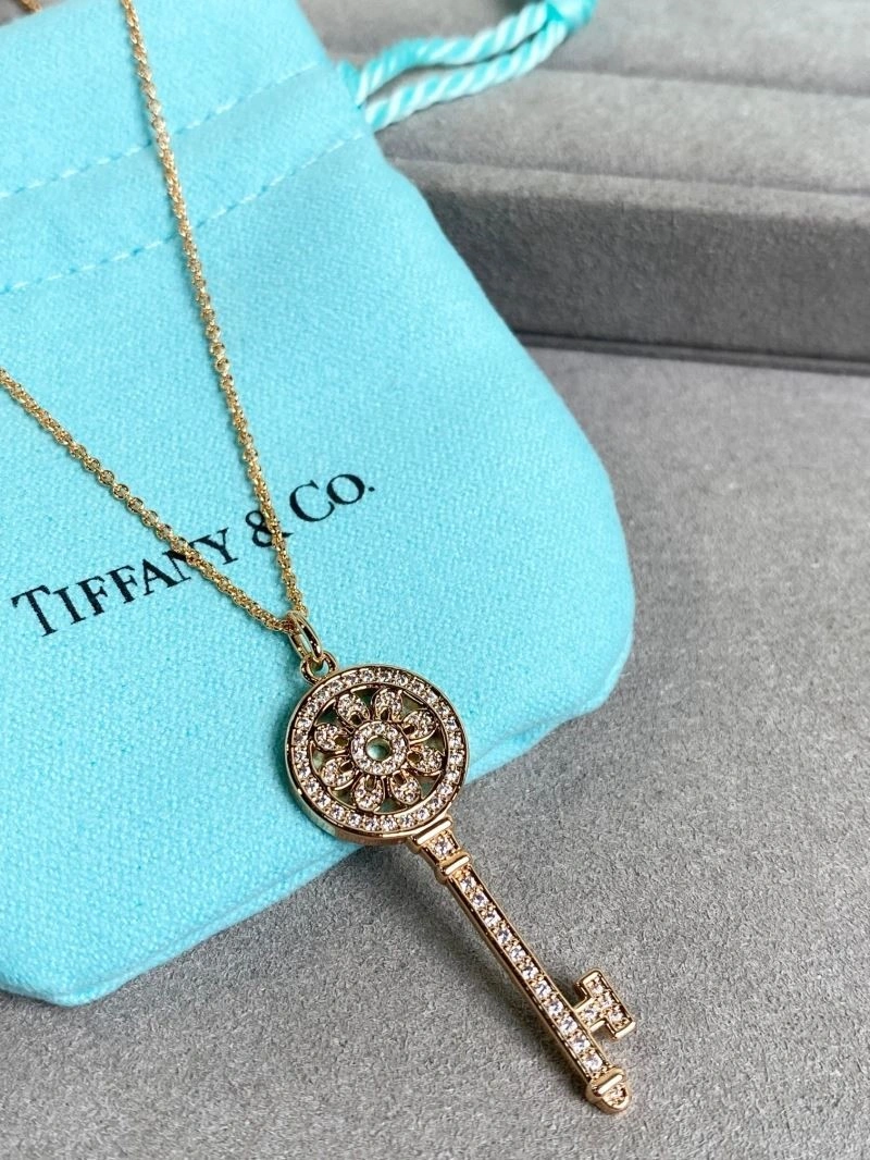 Tiffany Necklaces Colorful 252565