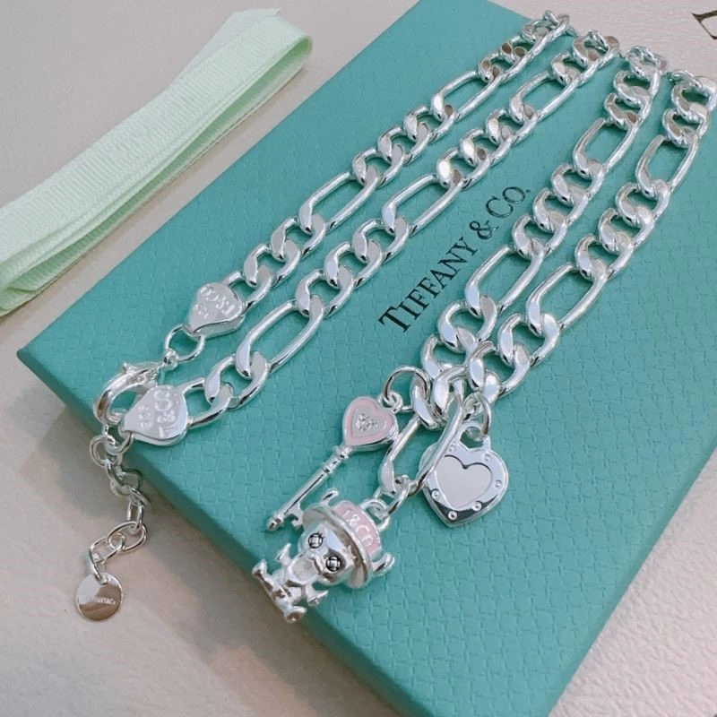 Tiffany Necklaces Supportive 252548