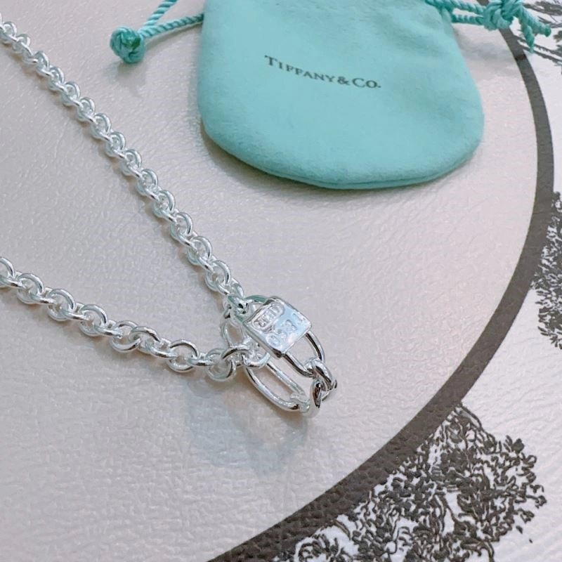 Attractive Tiffany Necklaces 252546