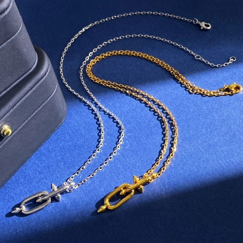 EyeCatching Tiffany Necklaces 252543
