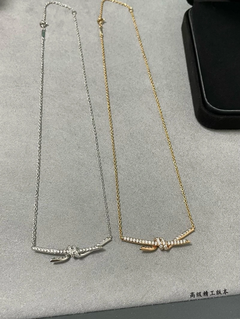 Tiffany Necklaces Vibrant 252537