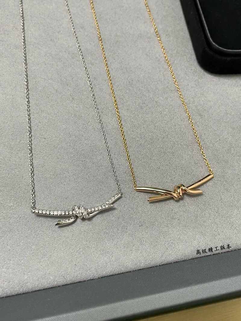 Tiffany Necklaces Vibrant 252537