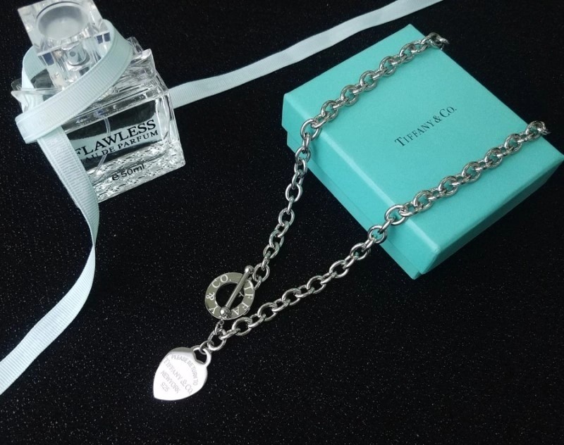 Bright Tiffany Necklaces 252344
