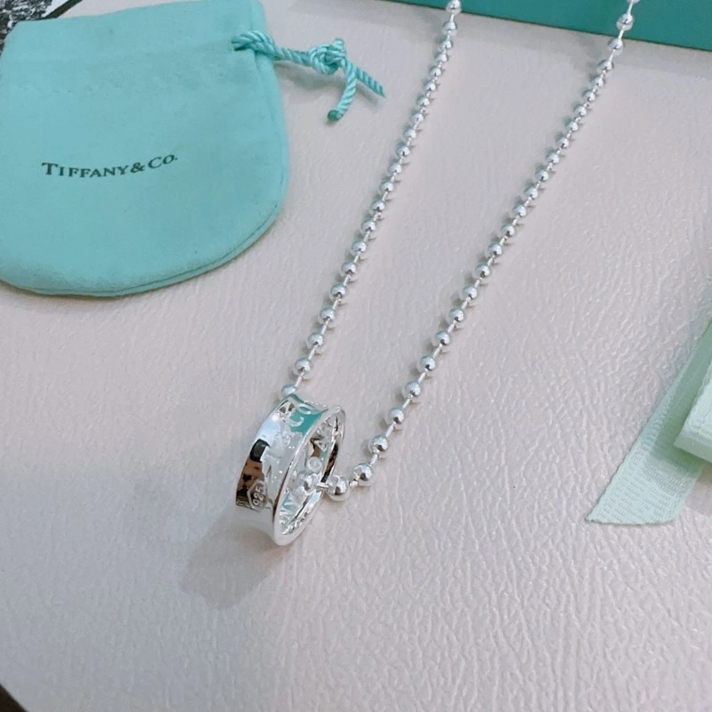 Tiffany Necklaces Vibrant 252345
