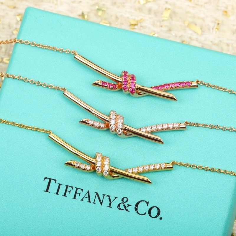 Sporty Tiffany Necklaces 252338