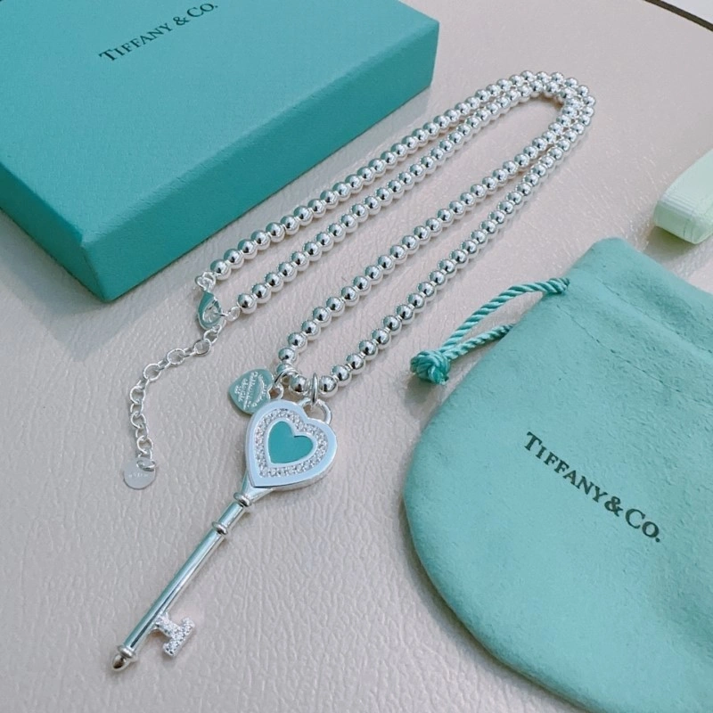 Tiffany Necklaces Classic 252336