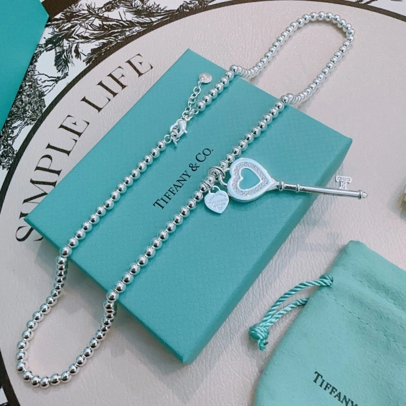 Tiffany Necklaces Classic 252336