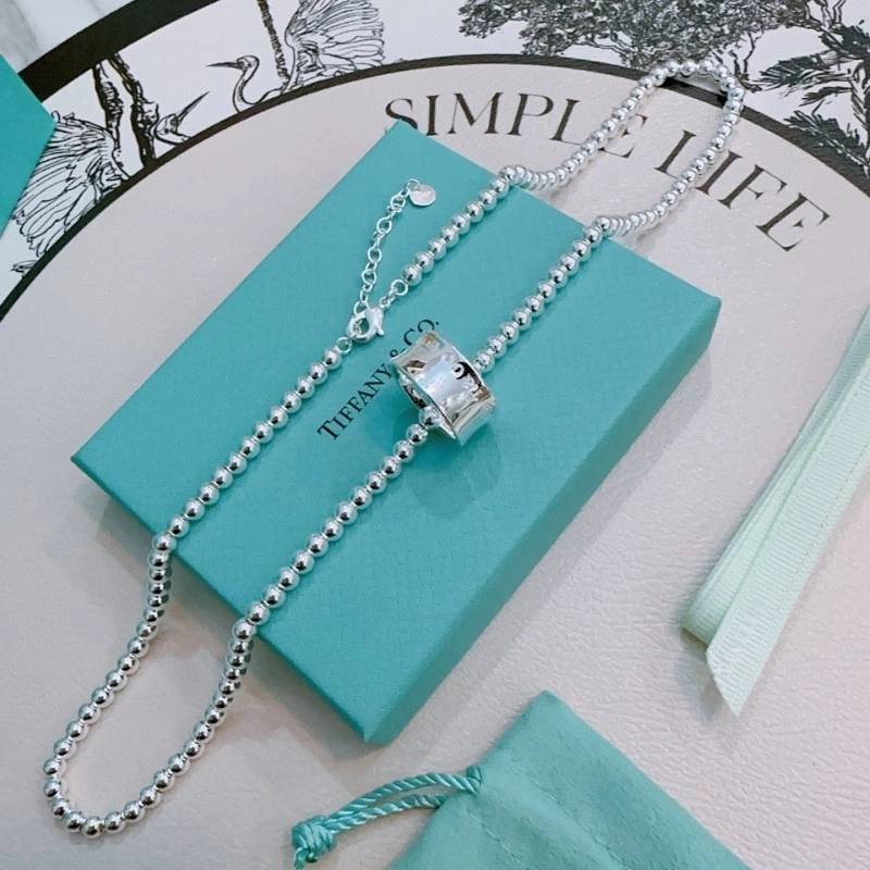 Tiffany Necklaces Effortless 252326