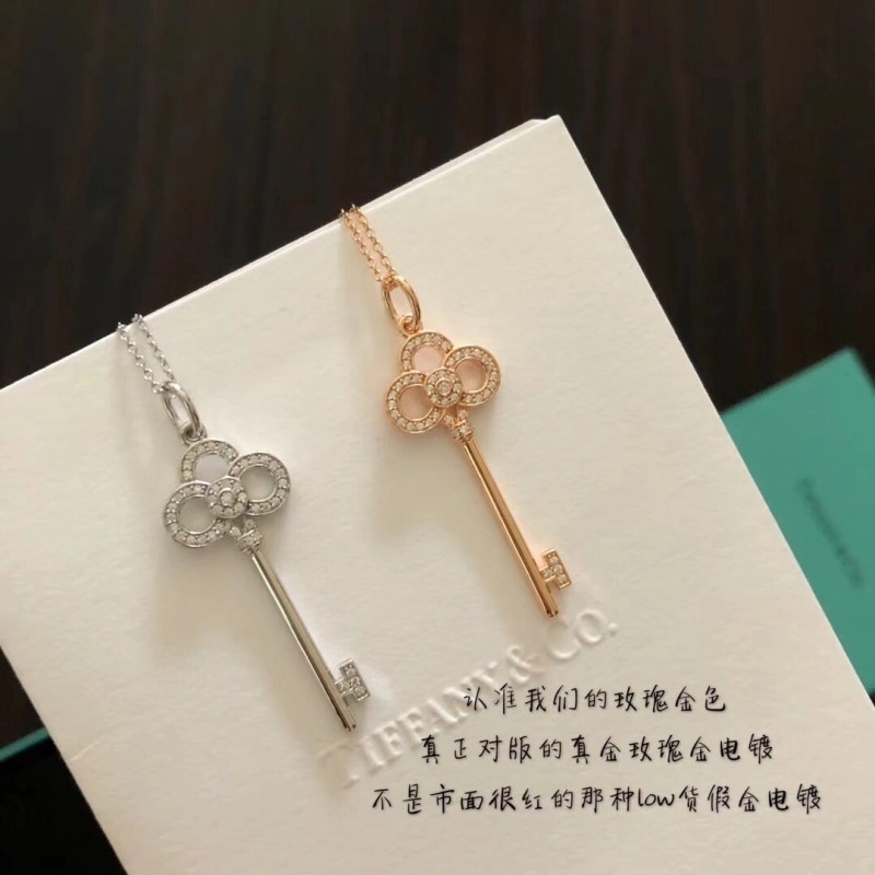 Tiffany Necklaces Sleek 252320