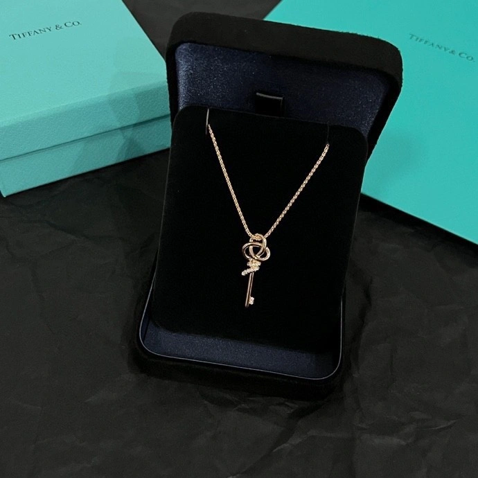 Durable Tiffany Necklaces 252329