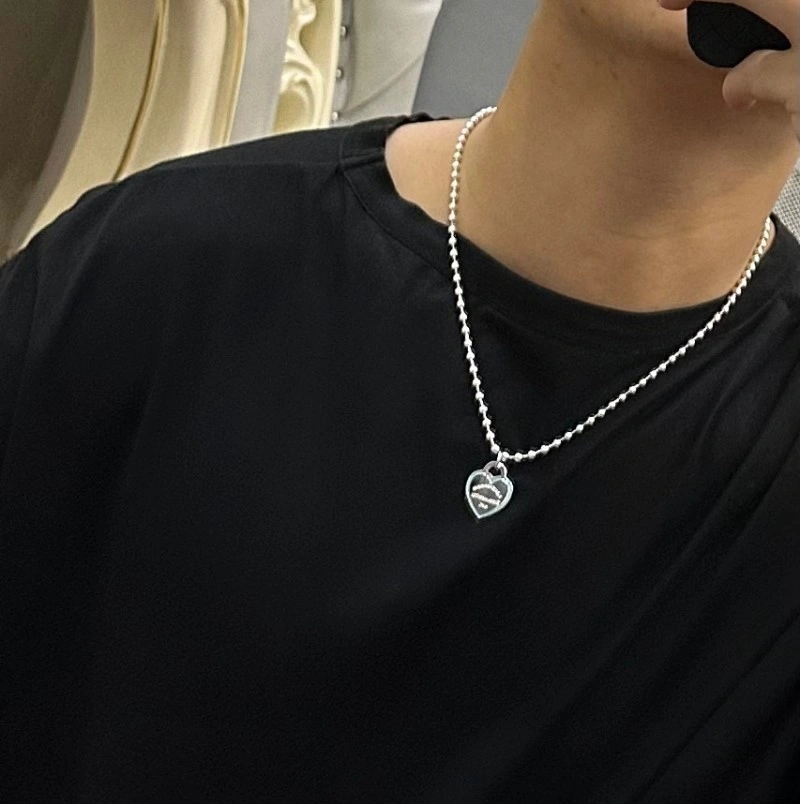 Comfortable Tiffany Necklaces 252308