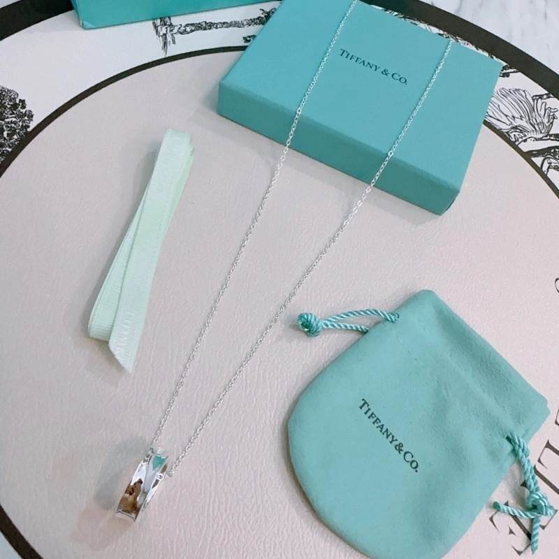 Tiffany Necklaces Unisex 252305