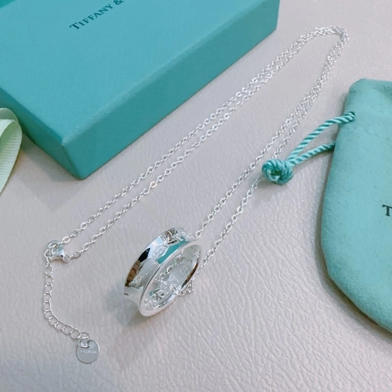 Tiffany Necklaces Unisex 252305