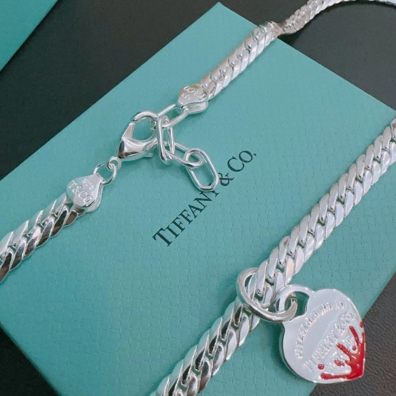 Effortless Tiffany Necklaces 252296