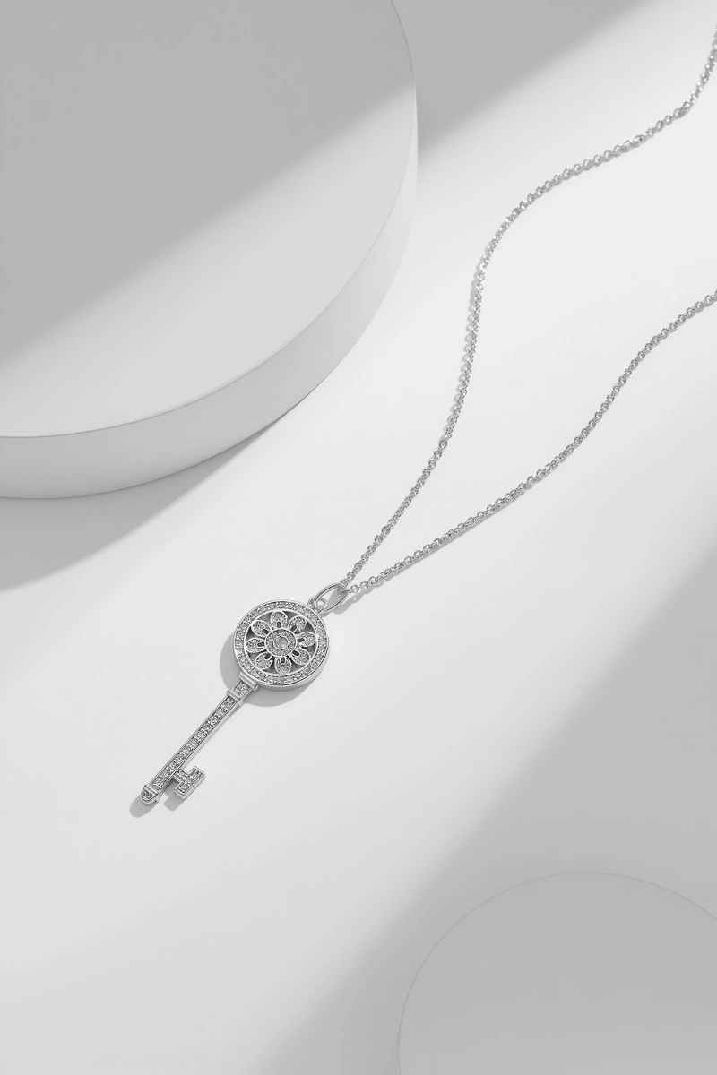 Tiffany Necklaces Vibrant 252275