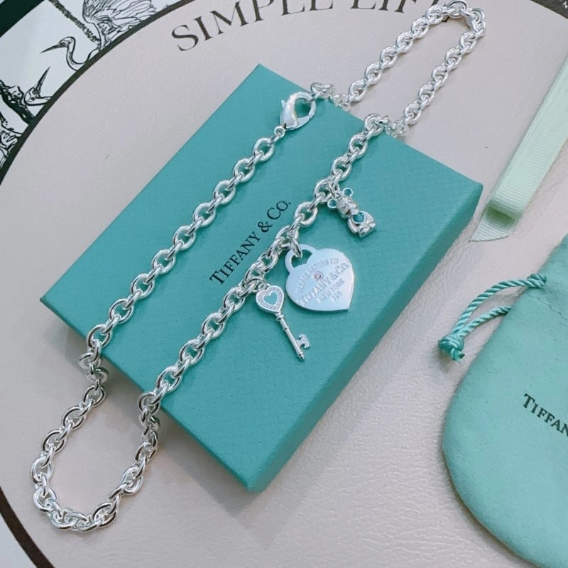 Modern Tiffany Necklaces 252282