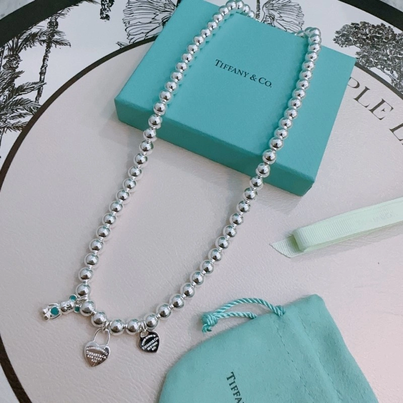 Contemporary Tiffany Necklaces 252291