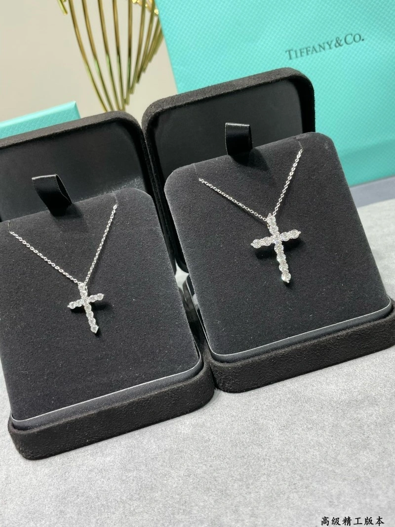 Tiffany Necklaces ComfortFit 252264