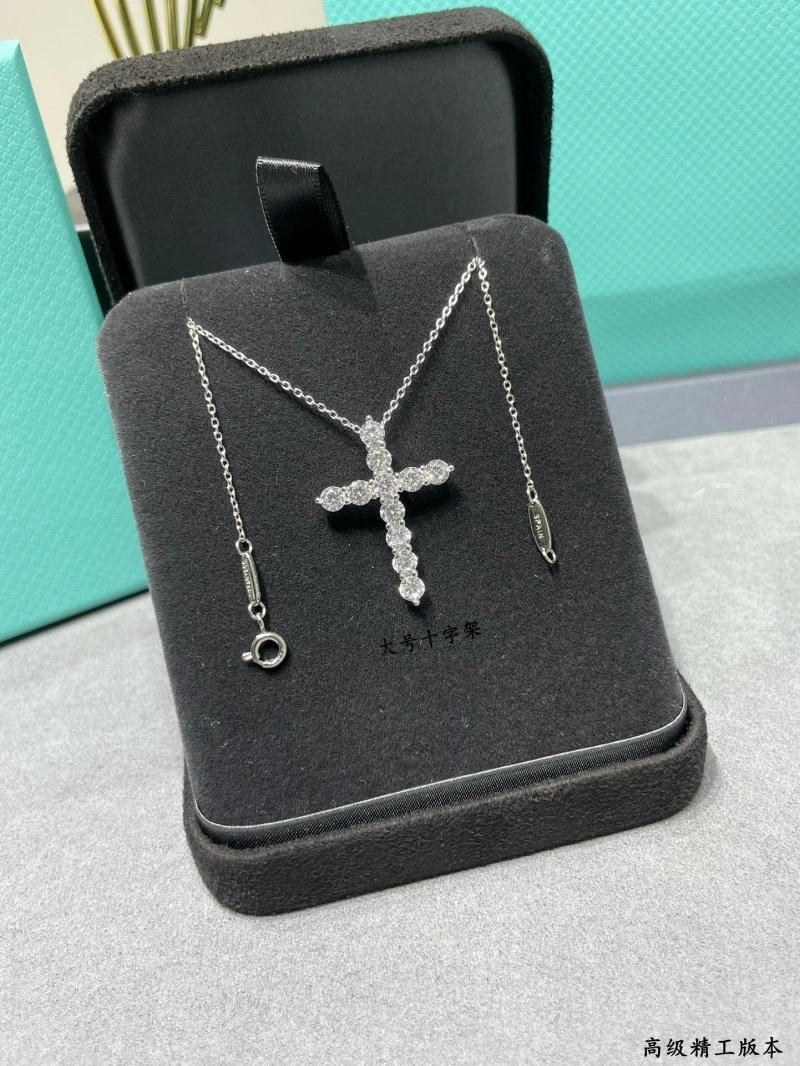Tiffany Necklaces ComfortFit 252264